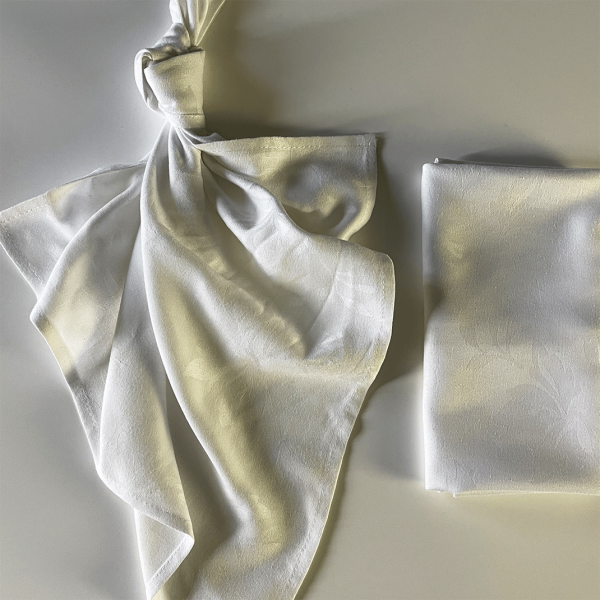 Brocade Filigree Napkin - White