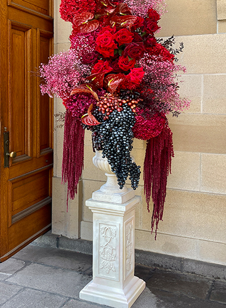 Urns & Pedestals